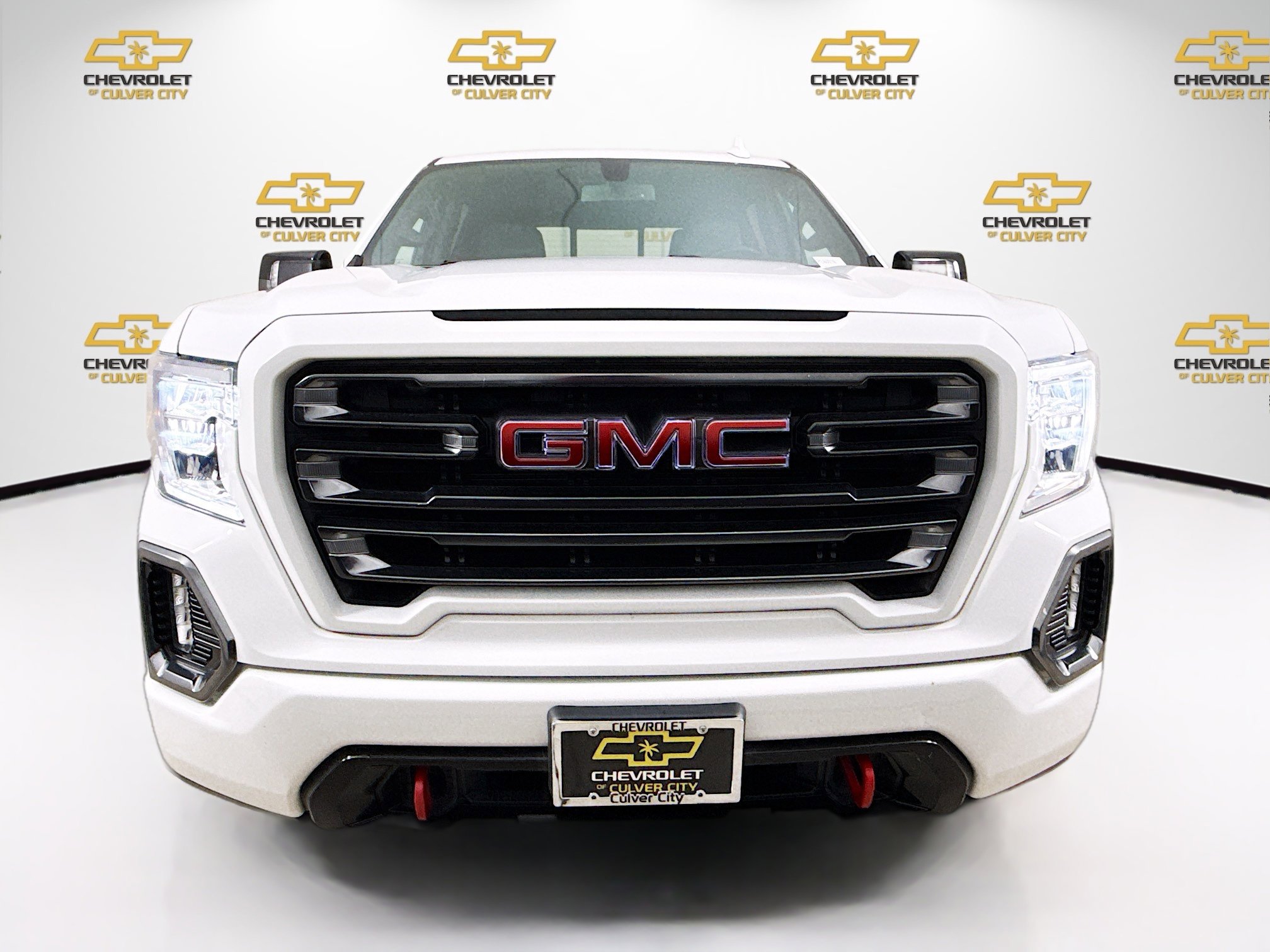 Used 2021 GMC Sierra 1500 AT4 w/ AT4 Preferred Package AWD/4WD image 2