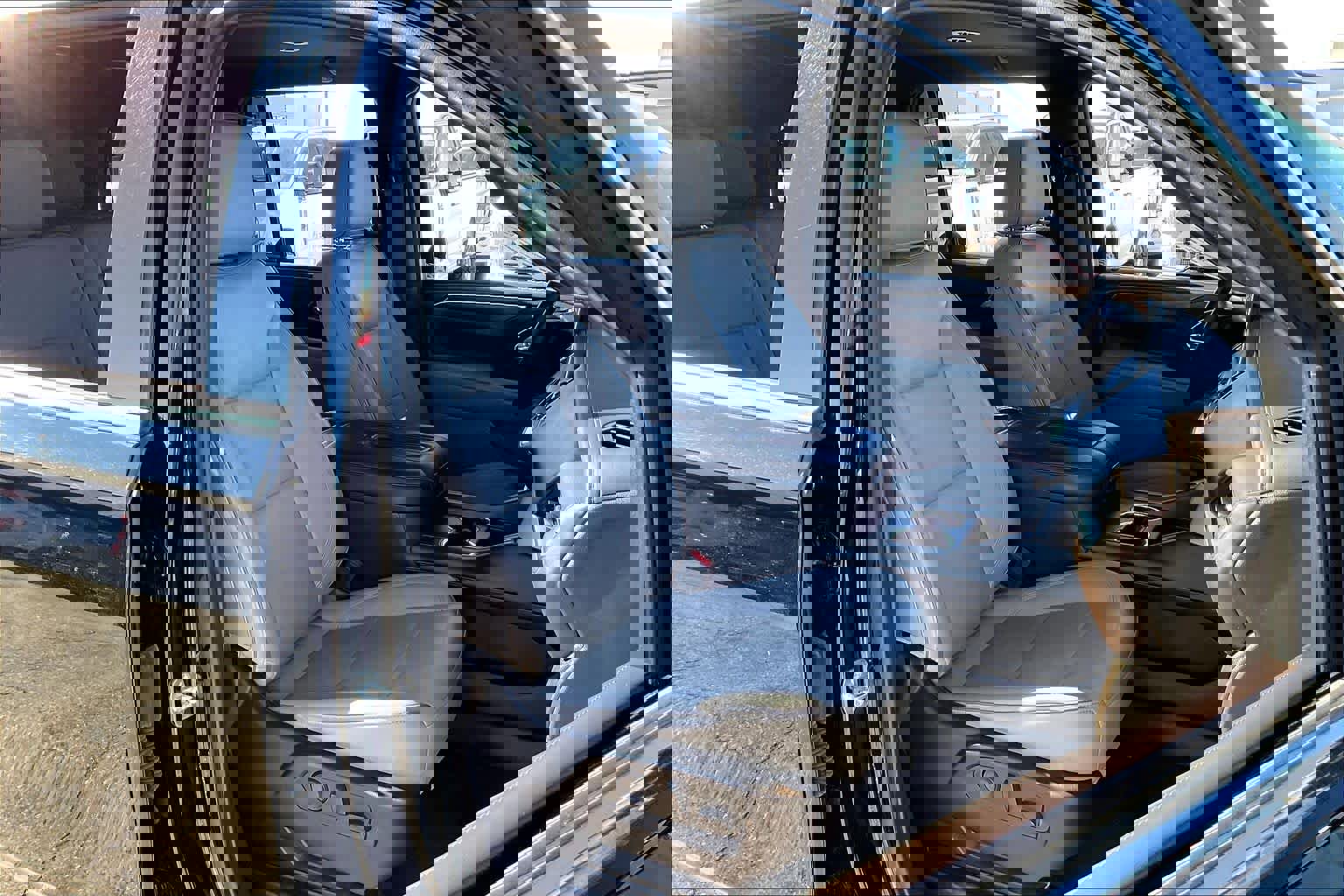 Used 2024 GMC Yukon SLT image 10