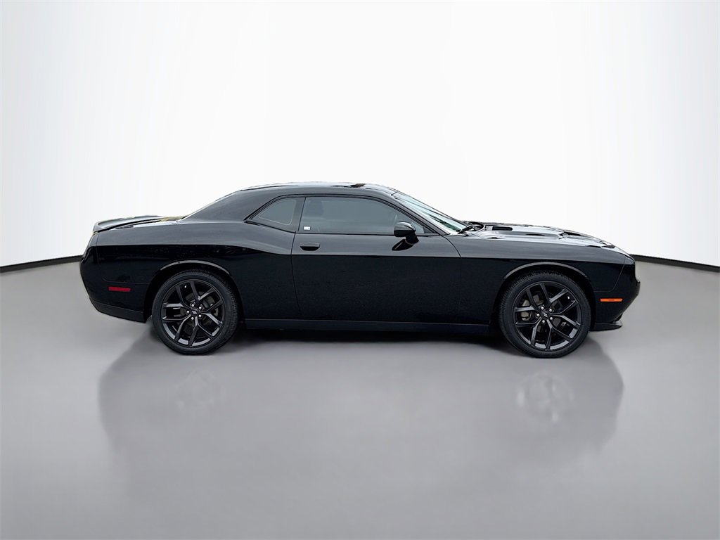 Used 2023 Dodge Challenger SXT w/ Blacktop Package image 8