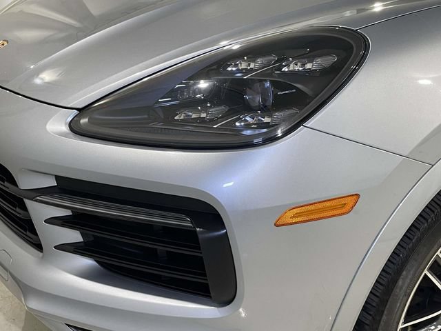 Certified 2023 Porsche Cayenne S AWD/4WD image 15