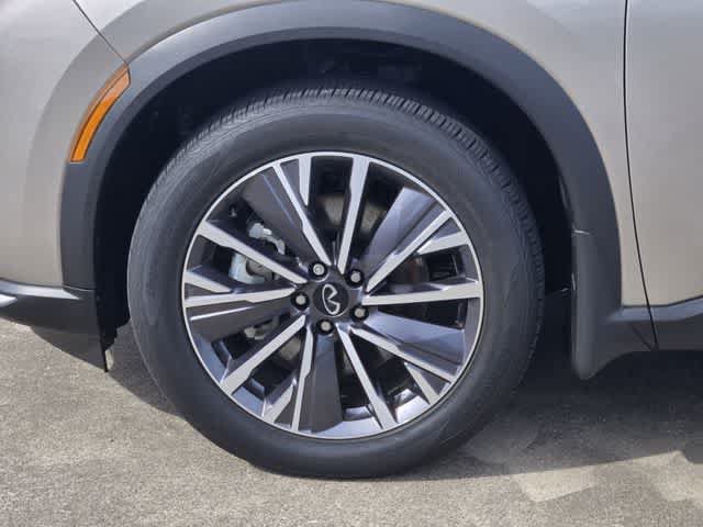 Certified 2027 INFINITI QX60 Luxe w/ Cargo Package FWD image 7