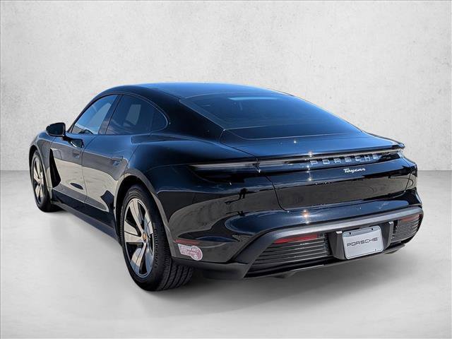 Used 2024 Porsche Taycan image 3