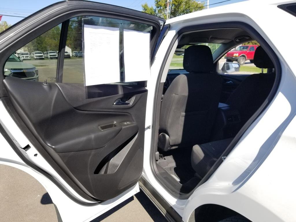 Used 2020 Chevrolet Equinox LT image 19