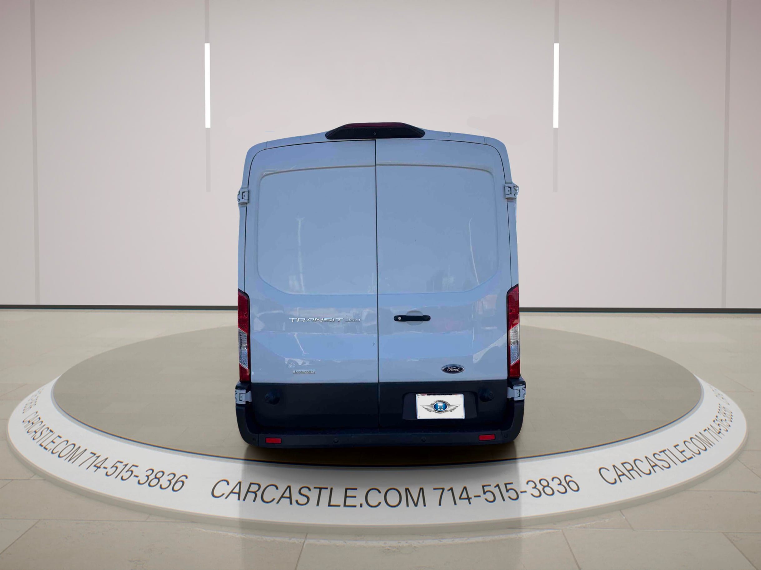 Used 2018 Ford Transit 350 148 Medium Roof RWD image 4