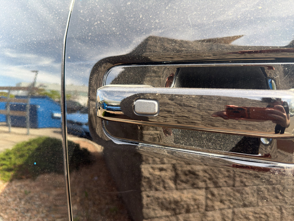 Used 2017 Ford F150 Raptor w/ Equipment Group 802A Luxury AWD/4WD image 7