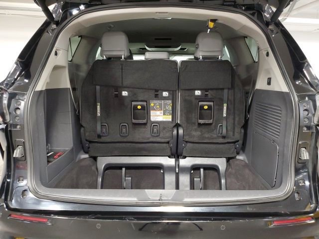 Used 2024 Toyota Sienna Limited image 22