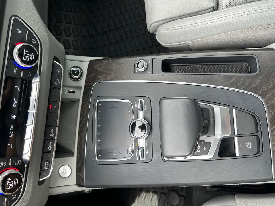 Used 2019 Audi Q5 2.0T Premium Plus AWD/4WD image 20