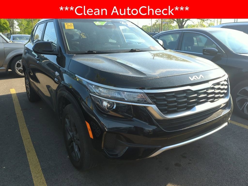 Used 2022 Kia Seltos LX AWD/4WD image 3