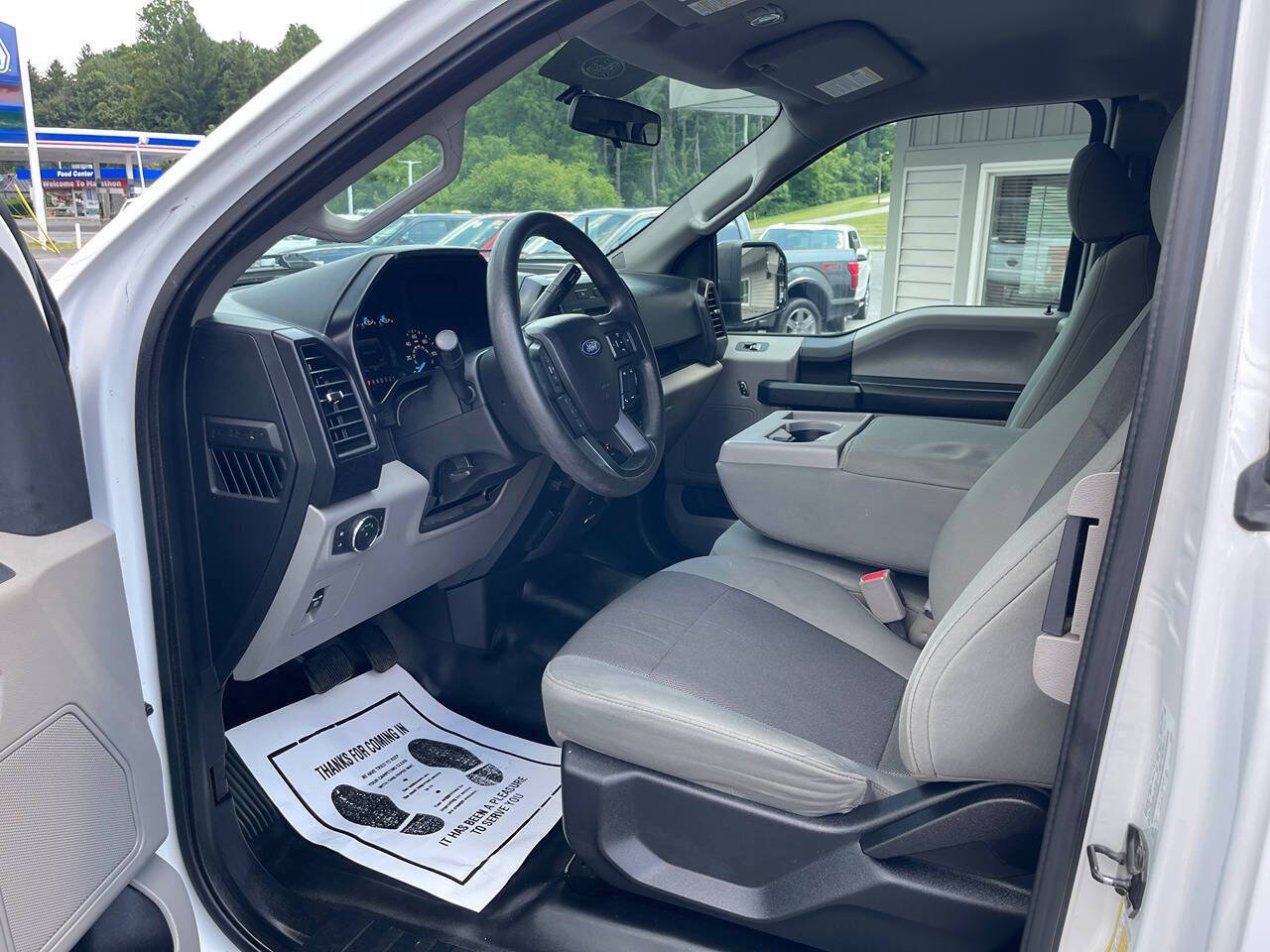 Used 2017 Ford F150 XL w/ Equipment Group 101A Mid AWD/4WD image 16