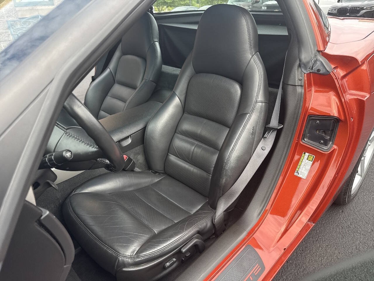 Used 2005 Chevrolet Corvette Coupe w/ Preferred Equipment Group RWD image 33