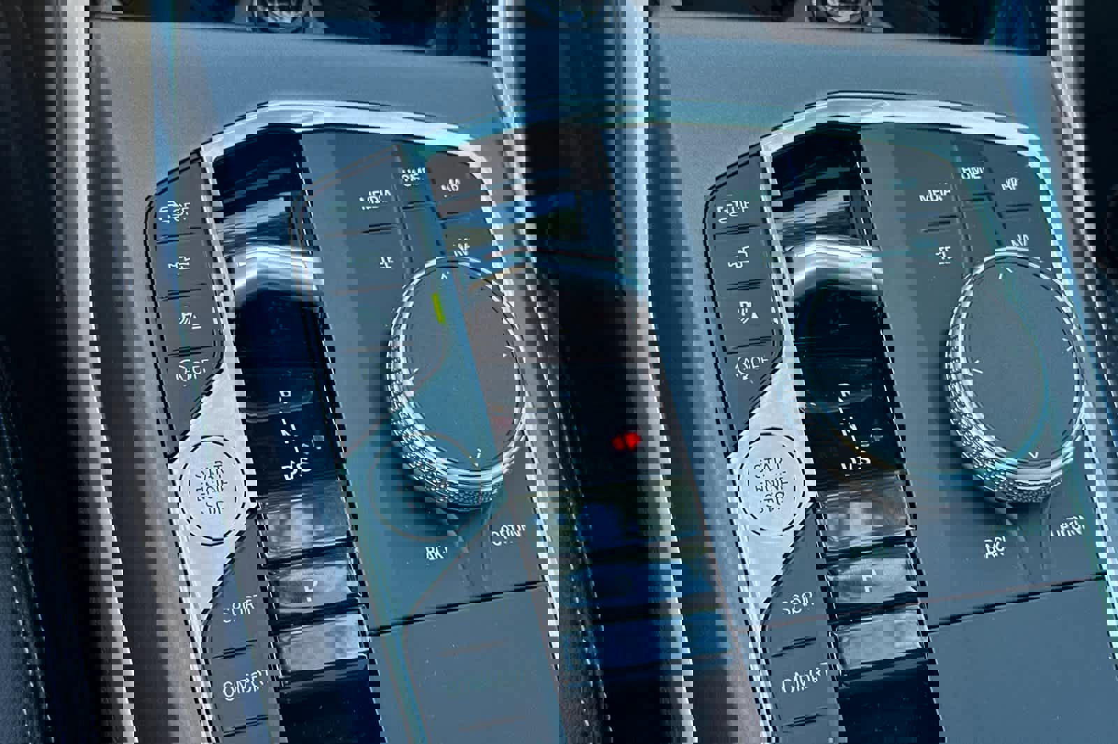 Used 2025 BMW 230i 230i w/ Convenience Package image 23