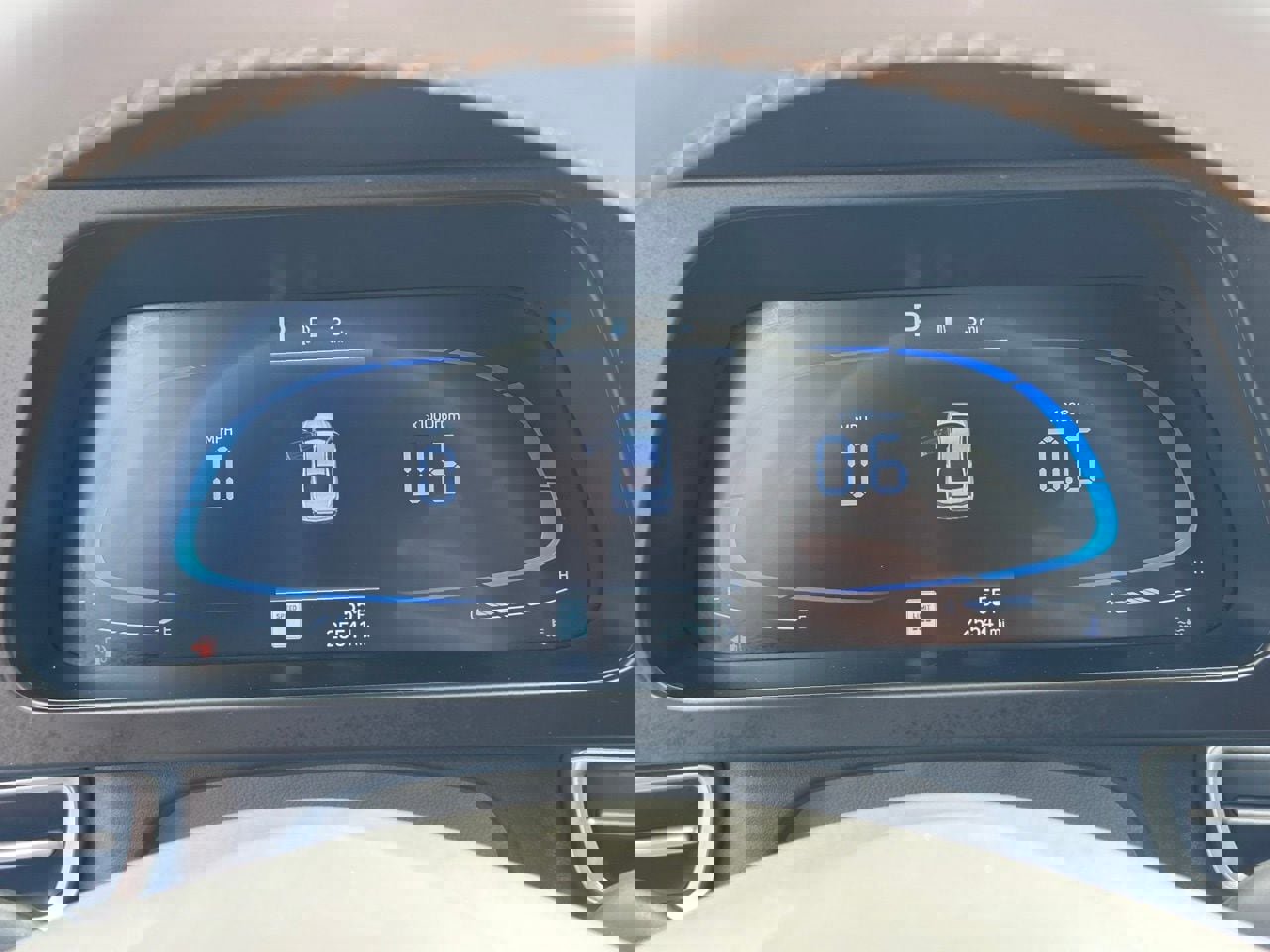 Used 2025 Hyundai Elantra Sport FWD image 28