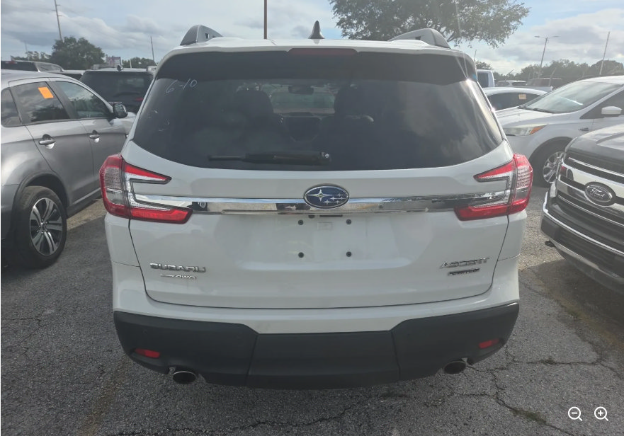Used 2023 Subaru Ascent Limited AWD/4WD image 5