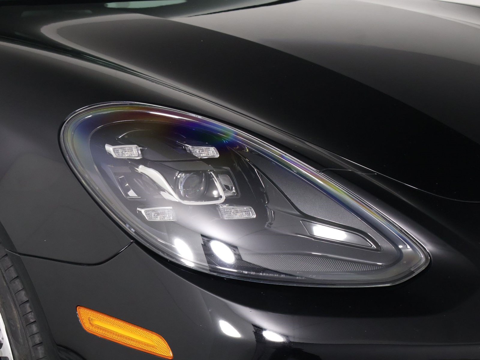 Certified 2023 Porsche Panamera RWD image 28
