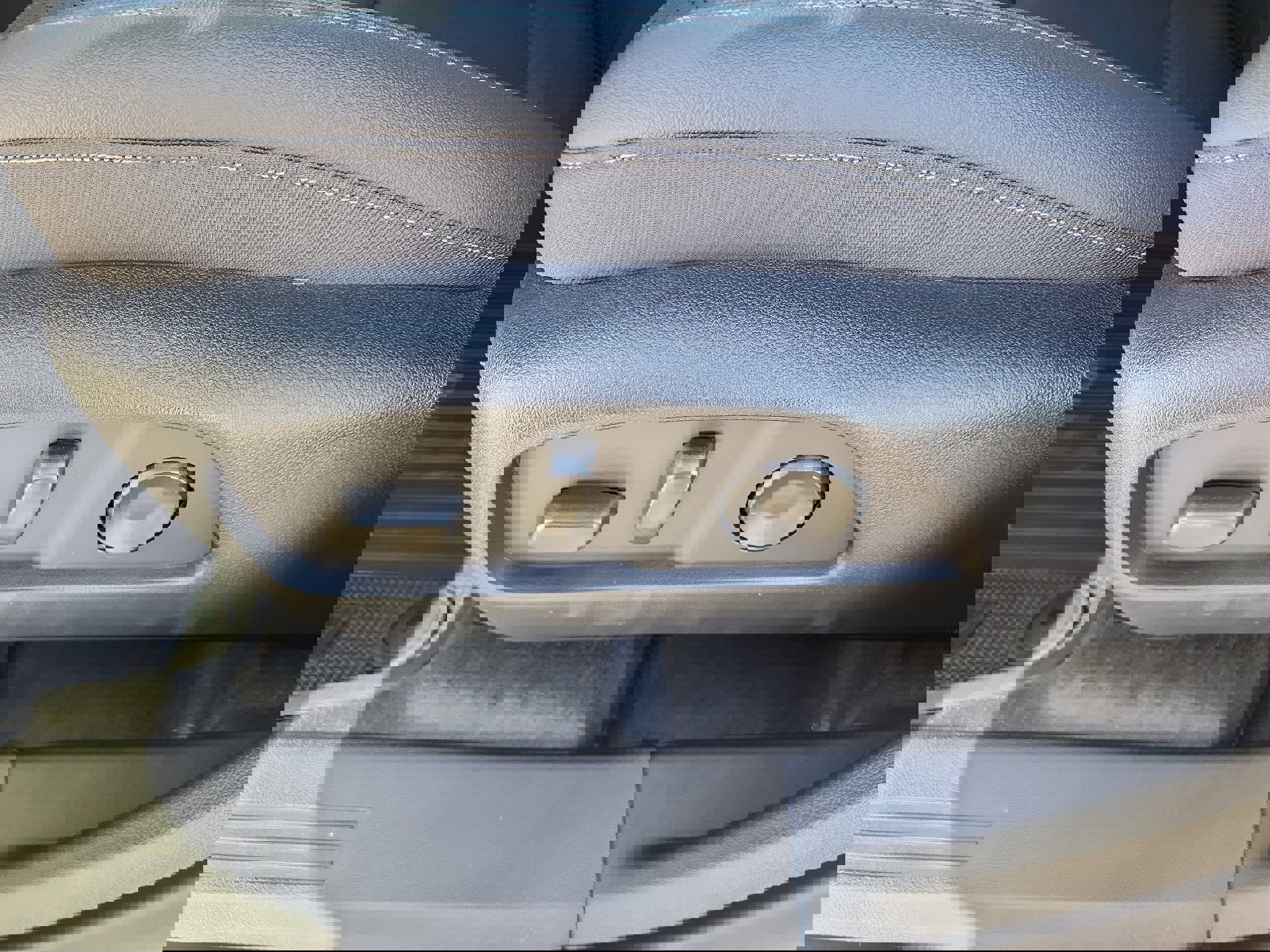 New 2026 Chevrolet Equinox LT image 19