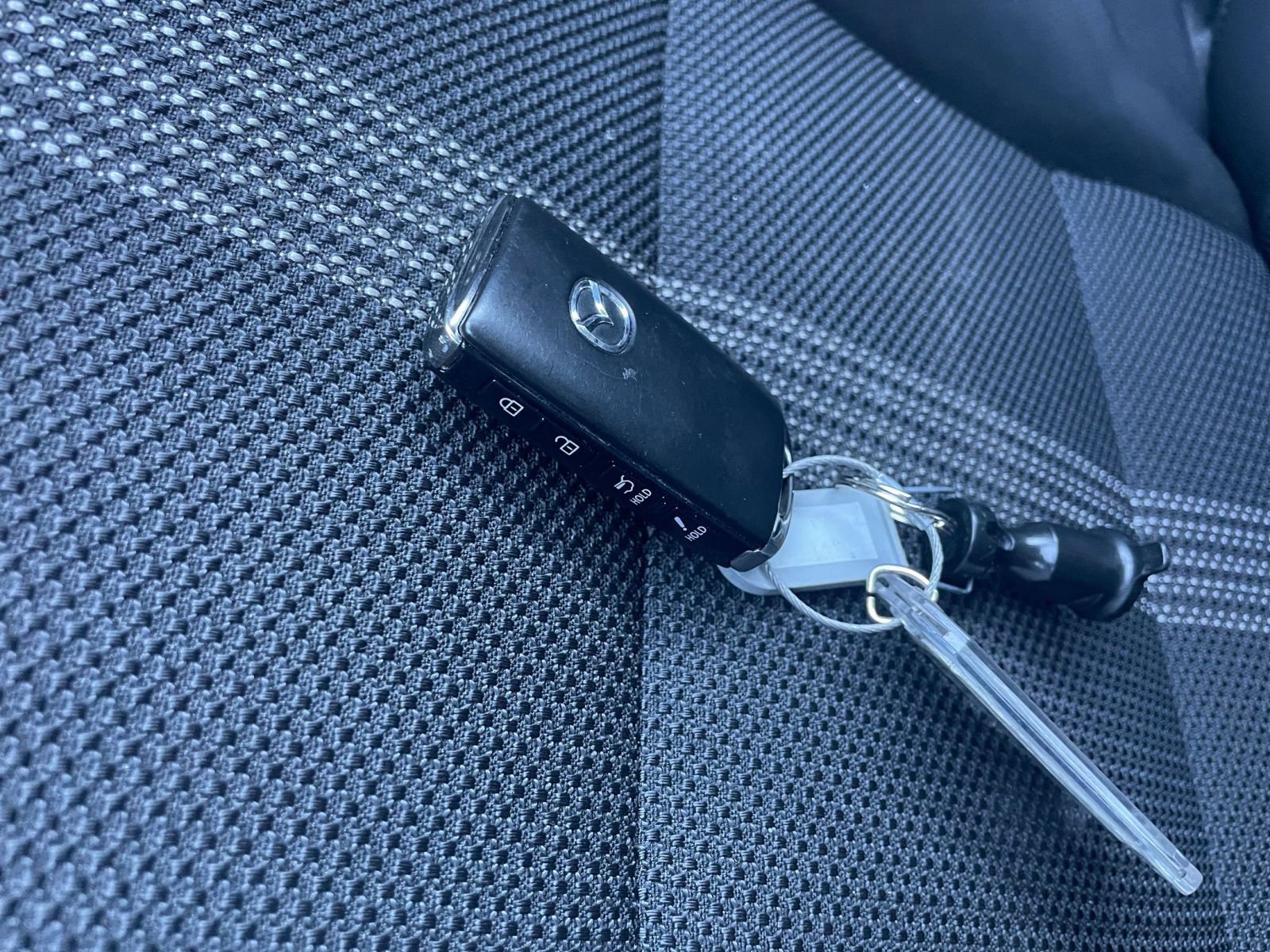 Used 2025 MAZDA CX-50 AWD 2.5 S w/ Preferred Package image 18