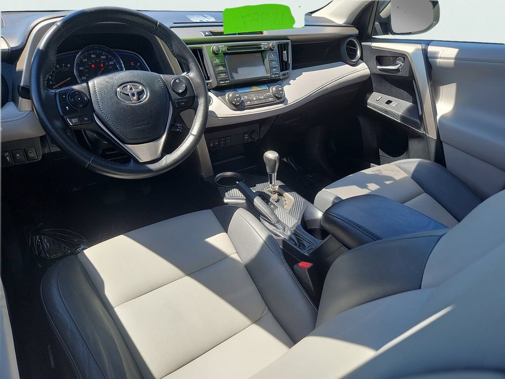 Used 2013 Toyota RAV4 Limited AWD/4WD image 11