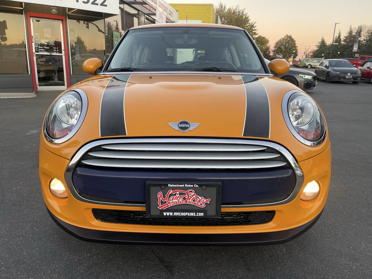 Used 2014 MINI Cooper 2-Door Hardtop image 9