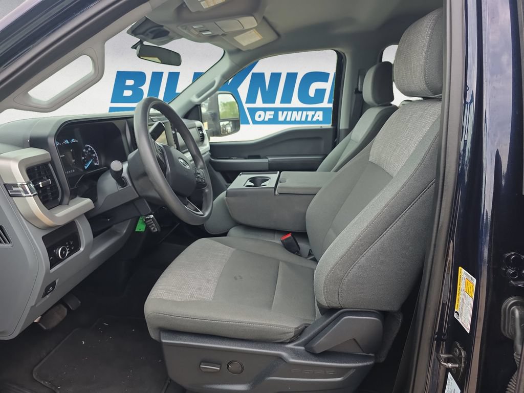 Used 2025 Ford F350 XLT AWD/4WD image 9