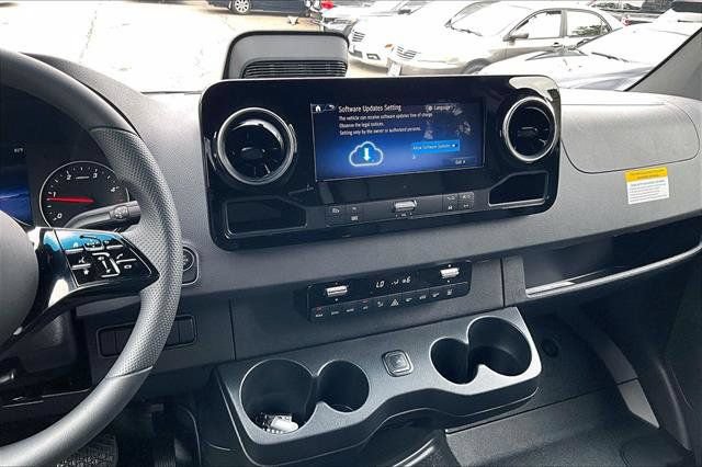 New 2026 Mercedes-Benz Sprinter 2500 image 6