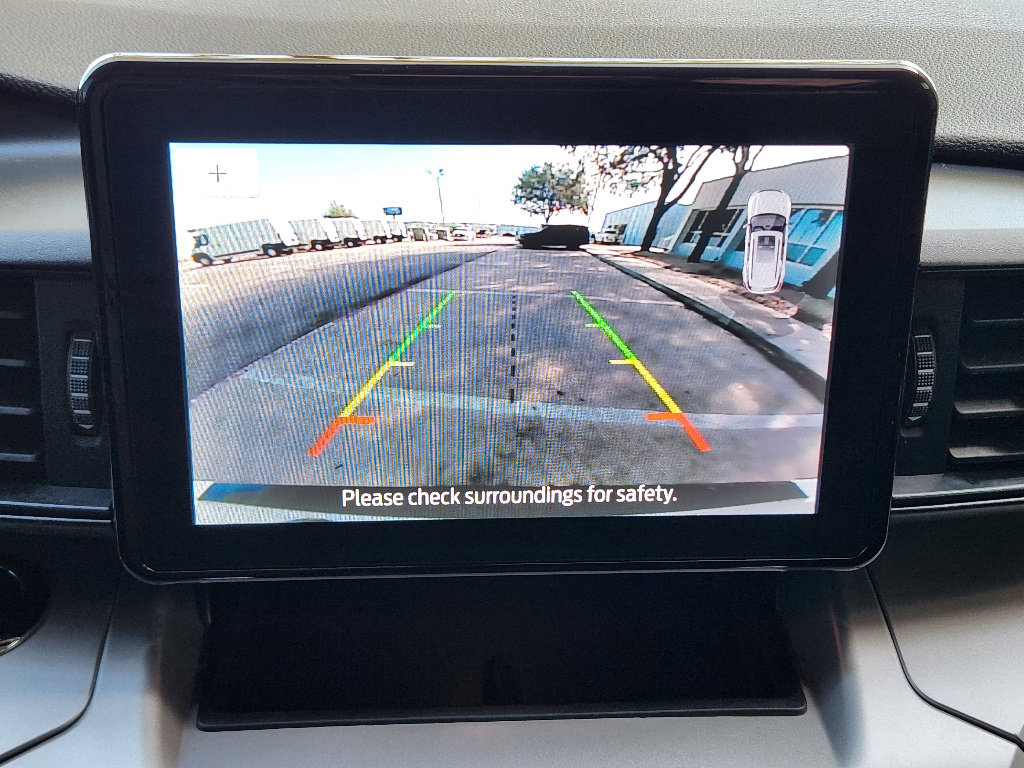 Used 2024 Ford Explorer XLT image 17