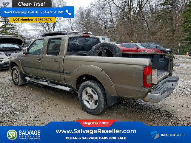 Used 2002 Nissan Frontier SE image 3