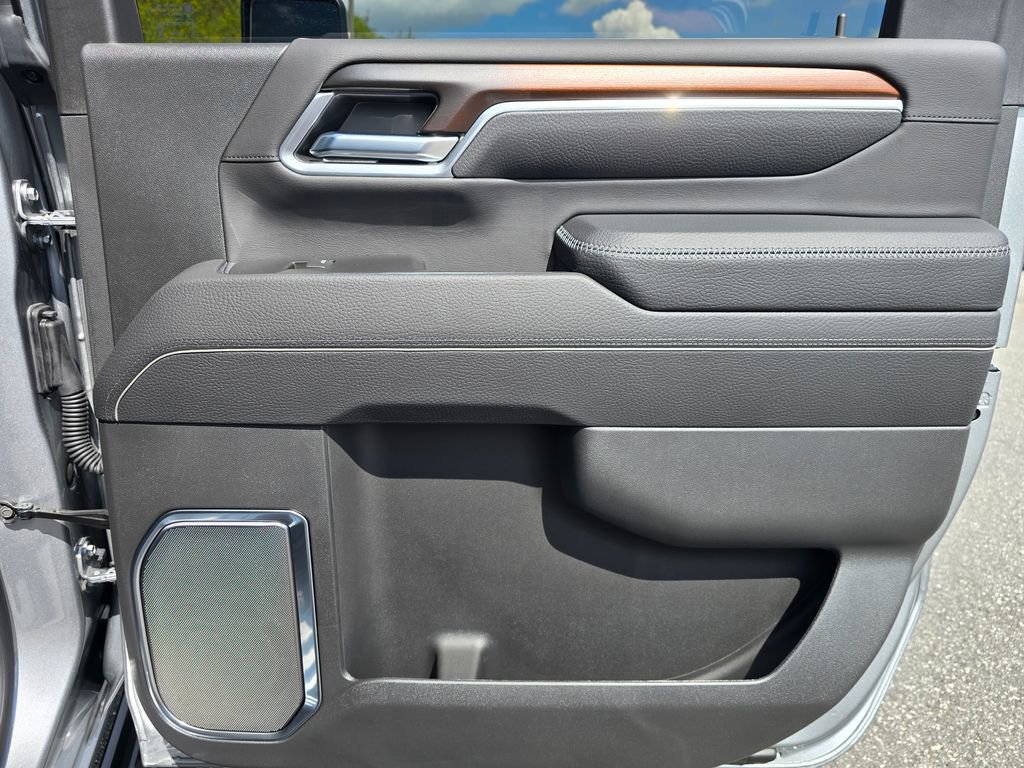 New 2025 GMC Sierra 2500 Denali w/ Max Trailering Package image 38