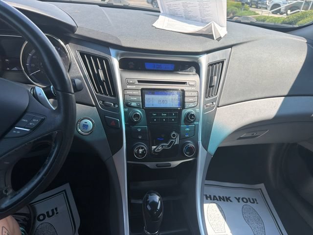 Used 2013 Hyundai Sonata SE FWD image 17
