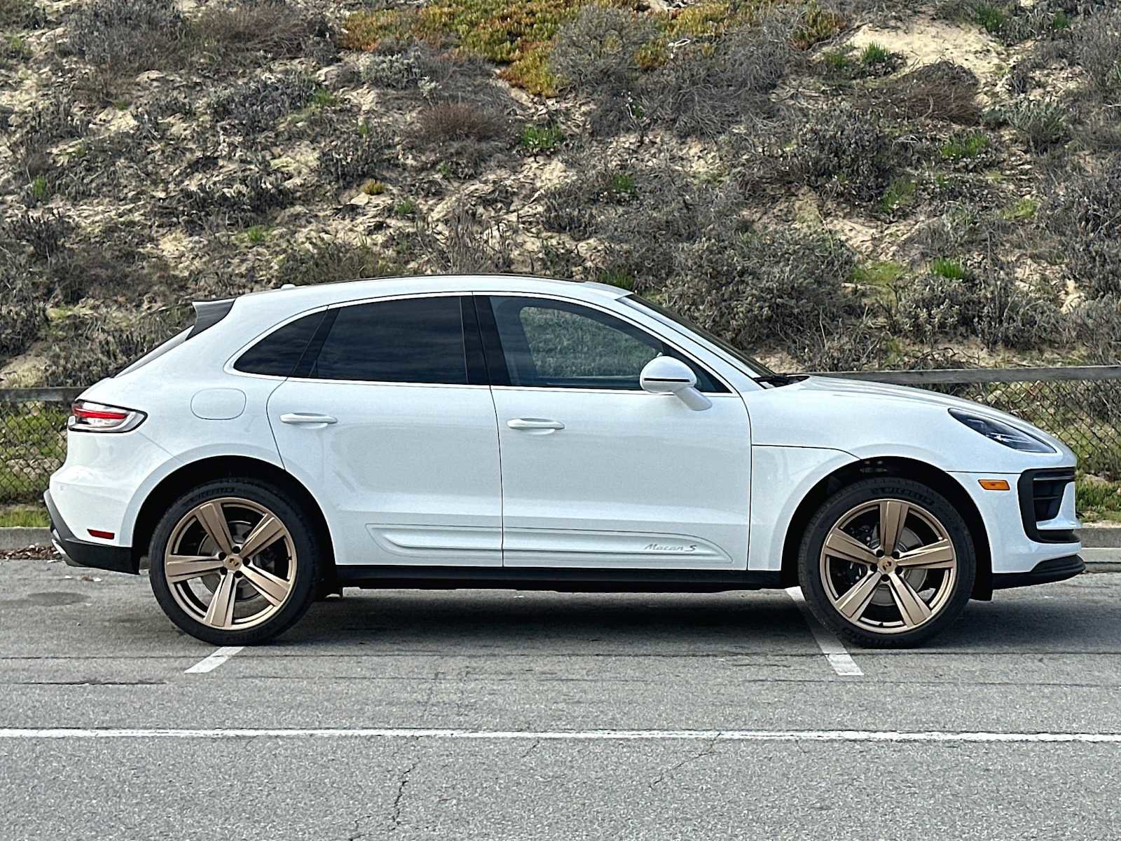 Used 2024 Porsche Macan S image 9