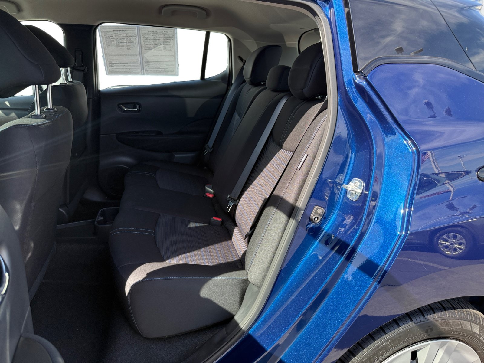 Used 2025 Nissan Leaf S FWD image 16