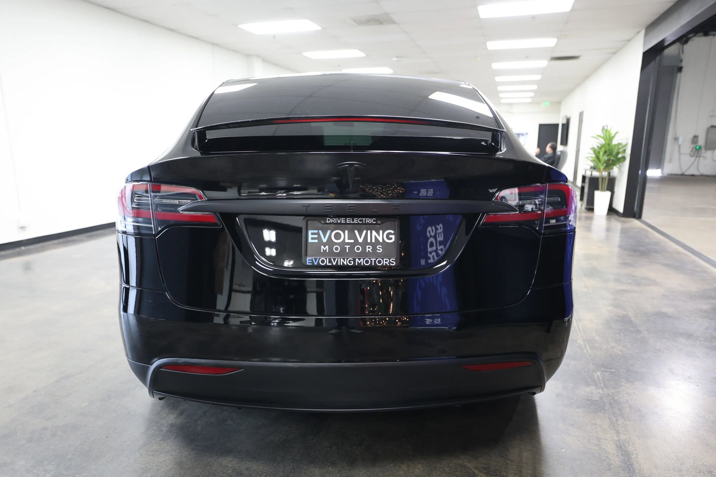 Used 2020 Tesla Model X Long Range image 7