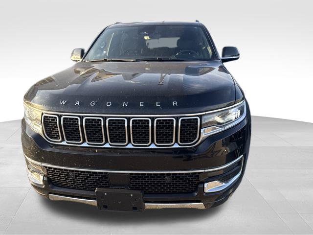 Used 2023 Jeep Wagoneer Series III w/ Preferred Equipment Group AWD/4WD image 2
