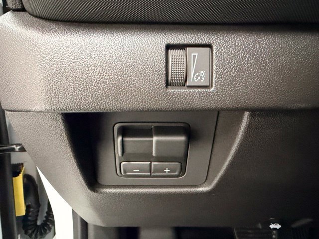 Certified 2026 Chevrolet Colorado Z71 w/ Technology Package AWD/4WD image 17