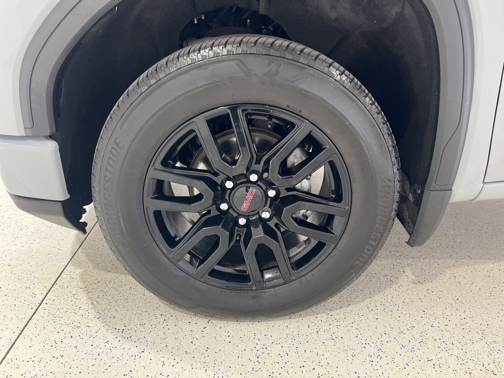 Used 2024 GMC Sierra 1500 Elevation image 29