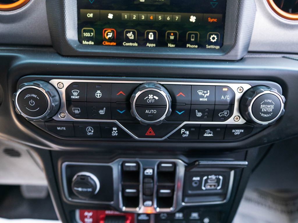 Used 2021 Jeep Gladiator Mojave AWD/4WD image 27
