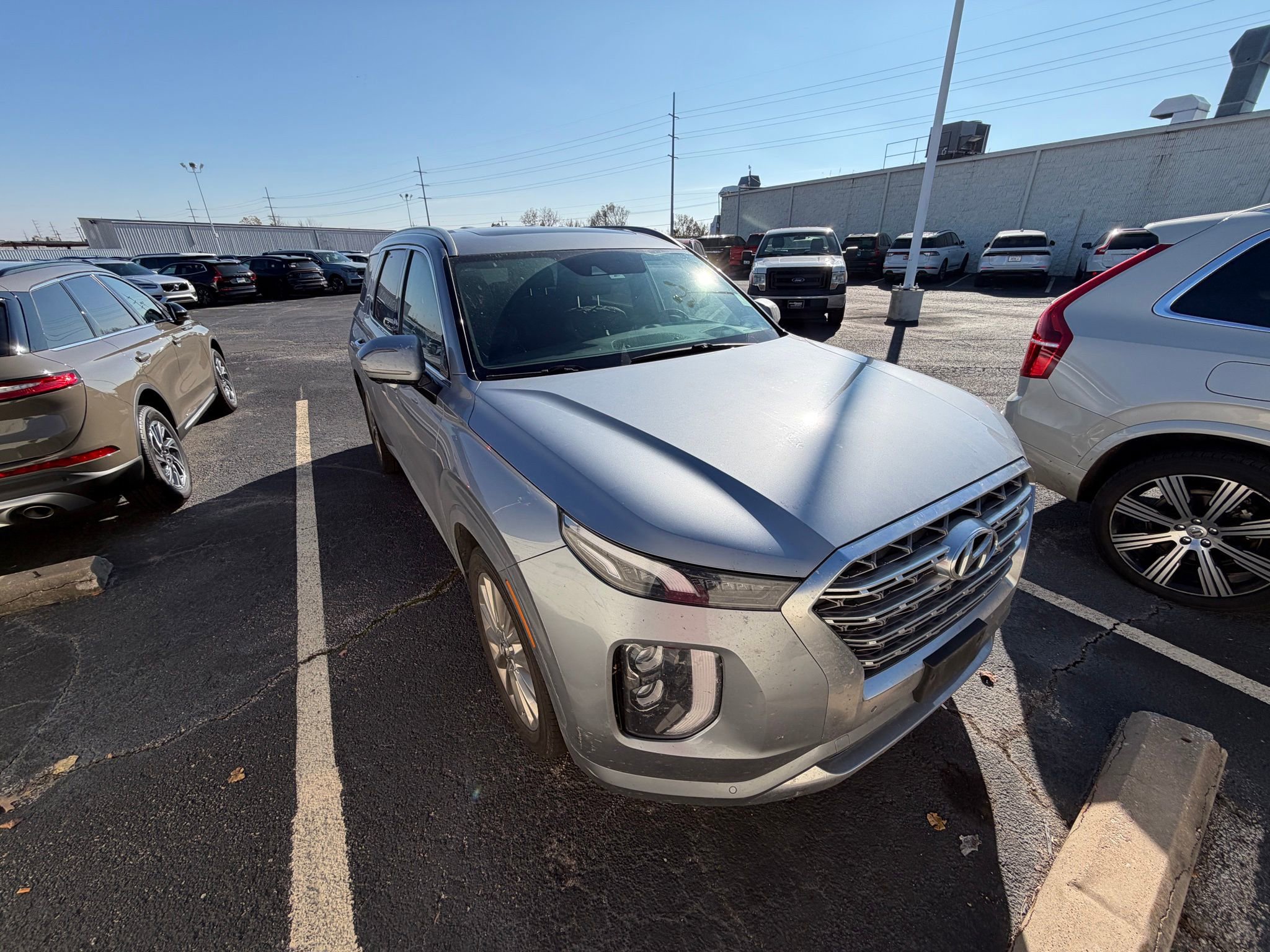 Used 2020 Hyundai Palisade Limited image 3