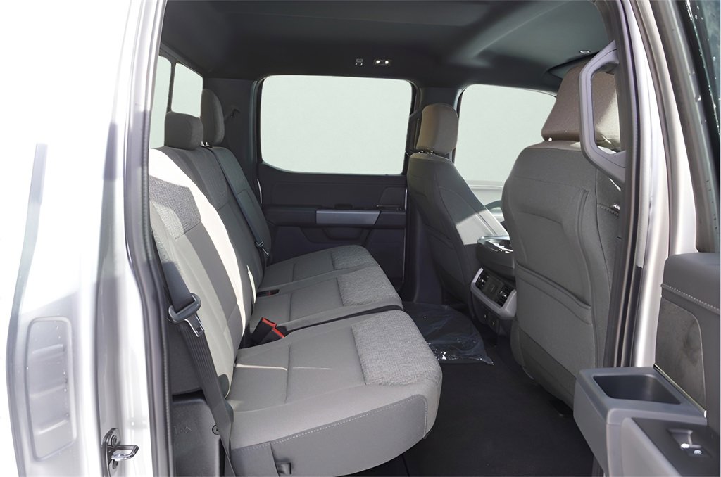 New 2025 Ford F150 XLT w/ Equipment Group 302A MID image 9