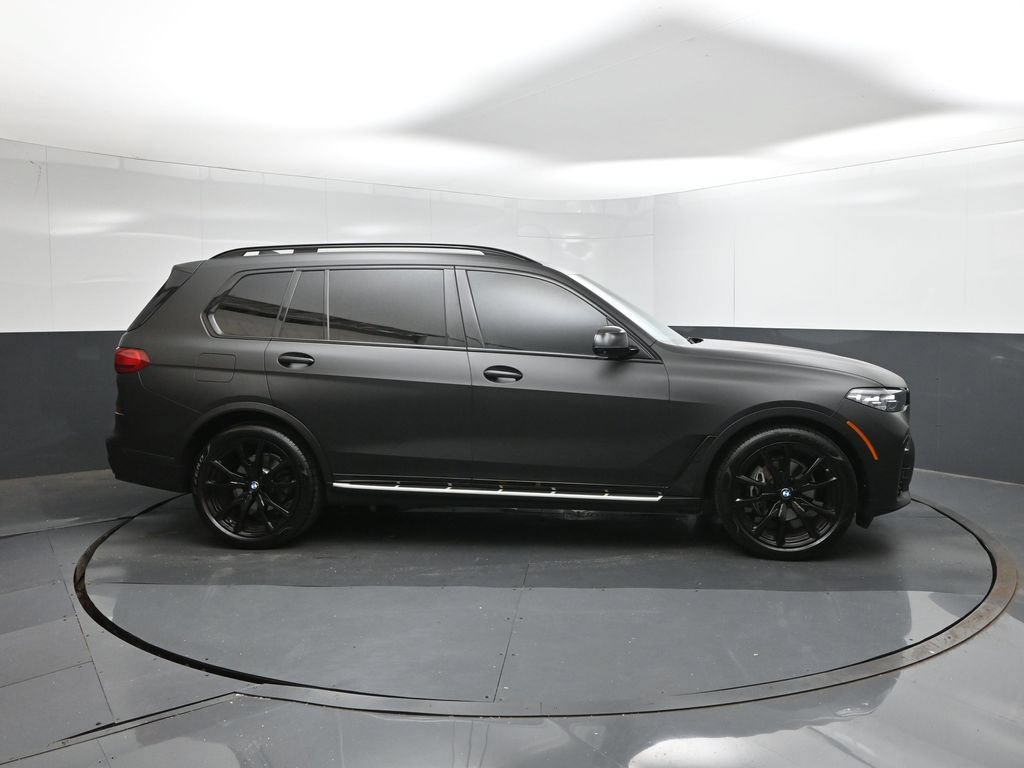 Used 2021 BMW X7 xDrive40i w/ M Sport Package AWD/4WD image 15