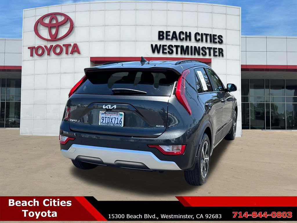 Used 2025 Kia Niro EX FWD image 10