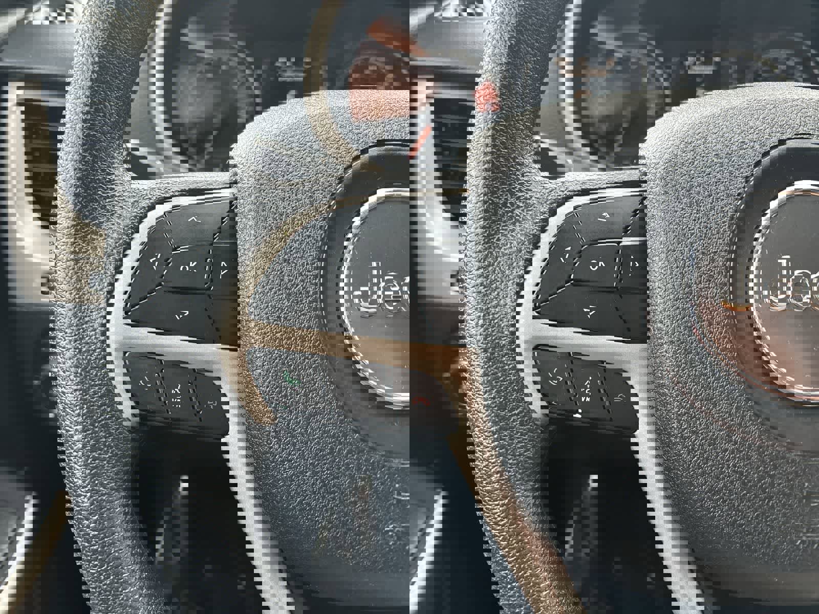 Certified 2018 Jeep Cherokee Latitude image 11