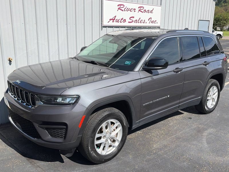 Used 2023 Jeep Grand Cherokee Laredo X AWD/4WD image 15