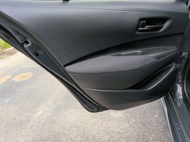 Used 2025 Toyota Corolla LE FWD image 29