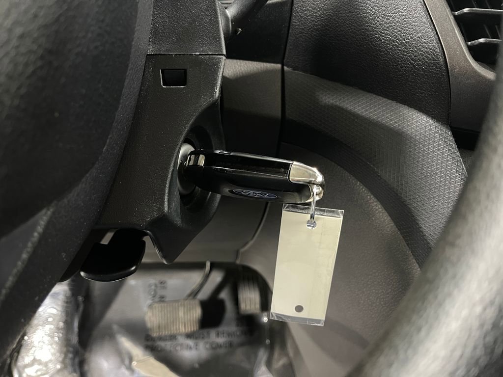 Used 2020 Ford Transit Connect XL image 19