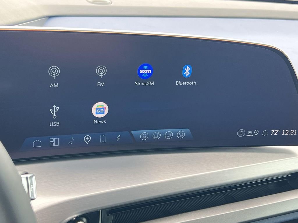 New 2026 Cadillac Vistiq Premium Luxury image 18