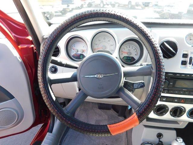 Used 2010 Chrysler PT Cruiser w/ Convenience Group image 16