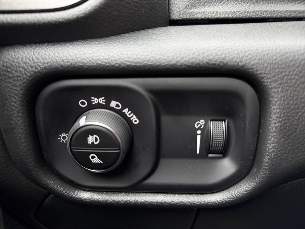 New 2026 RAM 3500 Tradesman AWD/4WD image 18