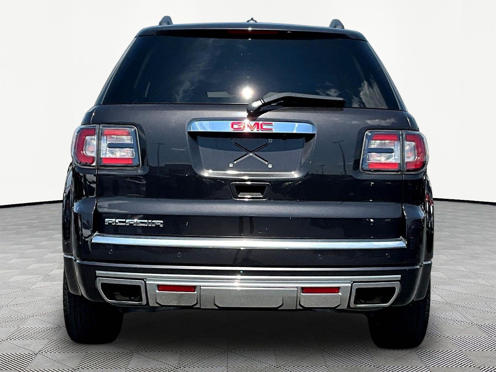 Used 2016 GMC Acadia Denali FWD image 5