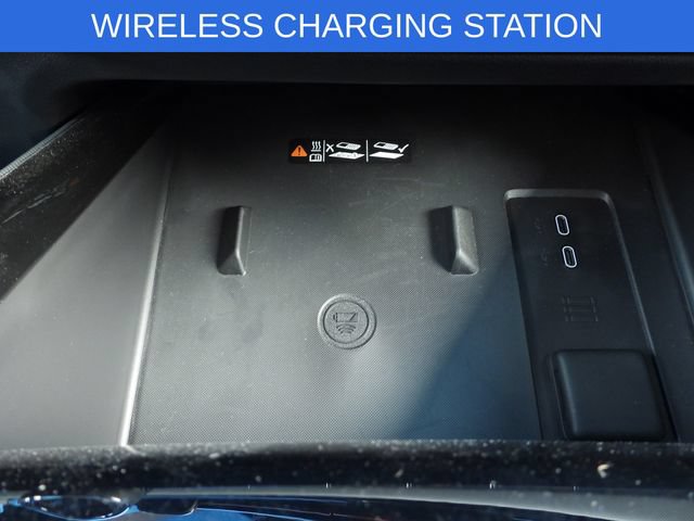 Used 2025 Chevrolet Silverado EV RST AWD/4WD image 21