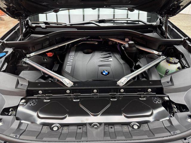 Used 2026 BMW X7 xDrive40i AWD/4WD image 28