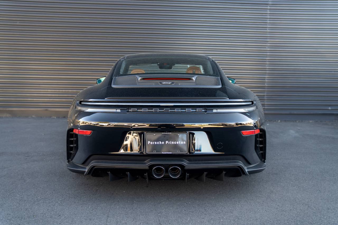 New 2026 Porsche 911 GT3 RWD image 11